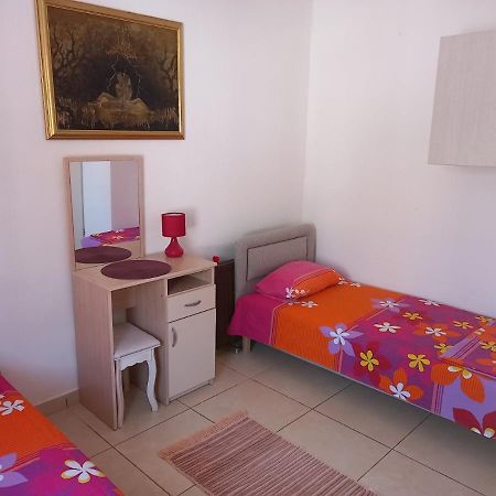 Apartmani Liki Ούλτσιν Εξωτερικό φωτογραφία
