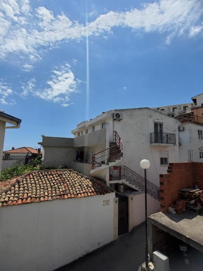 Apartmani Liki Ούλτσιν Εξωτερικό φωτογραφία